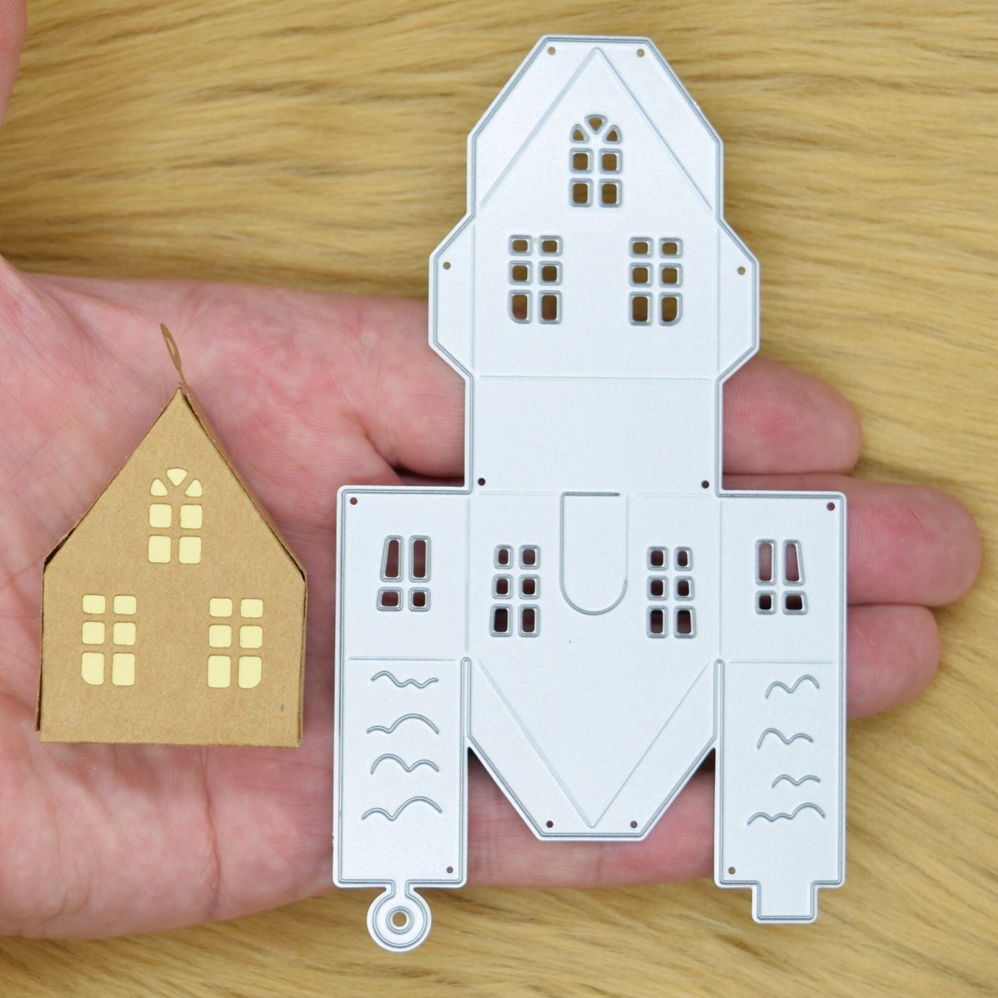 3D House Metal Cutting Die, With Door Windows & Loop for Hanging, Crafting A5