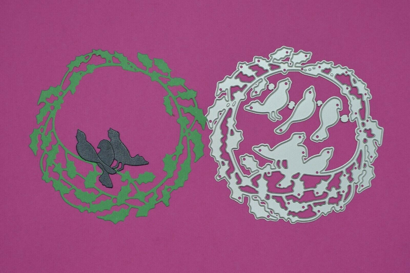 Holly Wreath with Birds Metal Cutting Die , Card Making, Scrapbooking B9