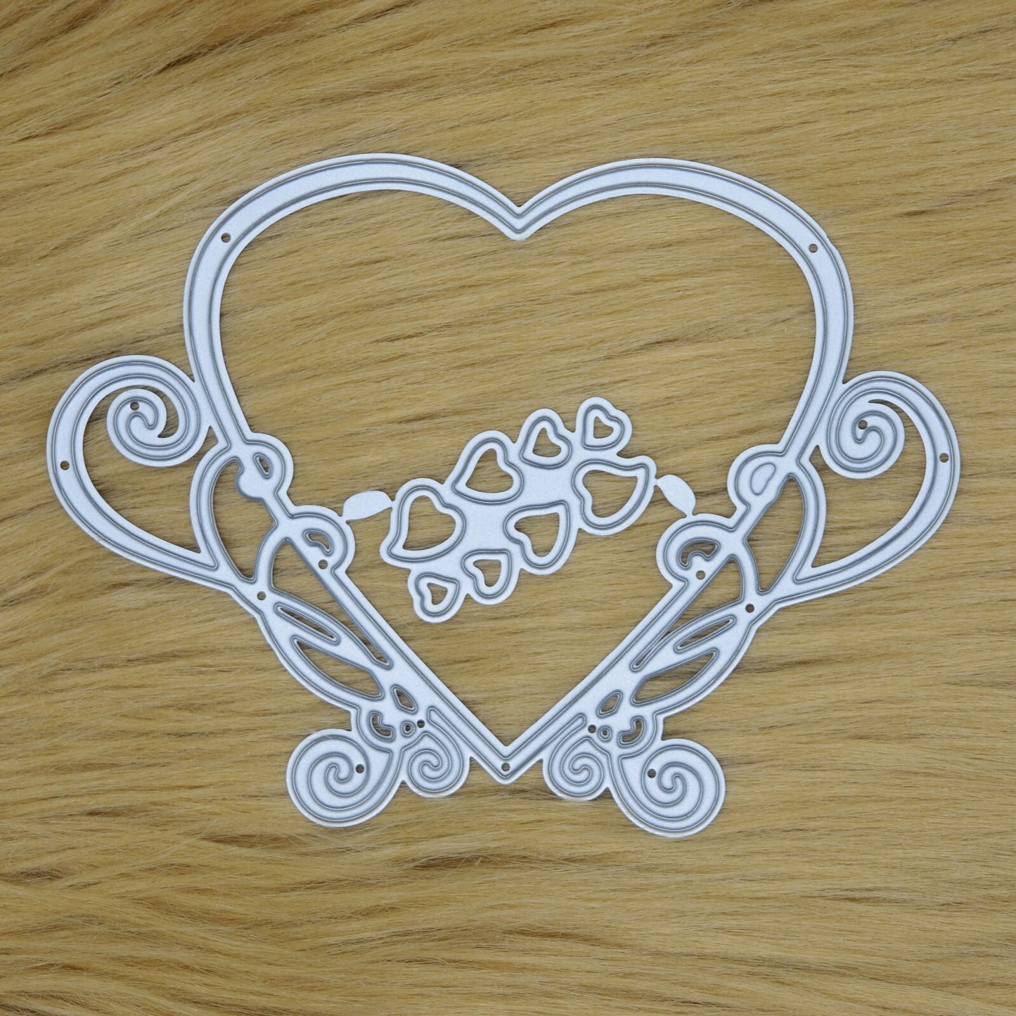 Stylish & Elegant Heart Metal Cutting Die With An 8 Cut Hearts Die, Crafts A9
