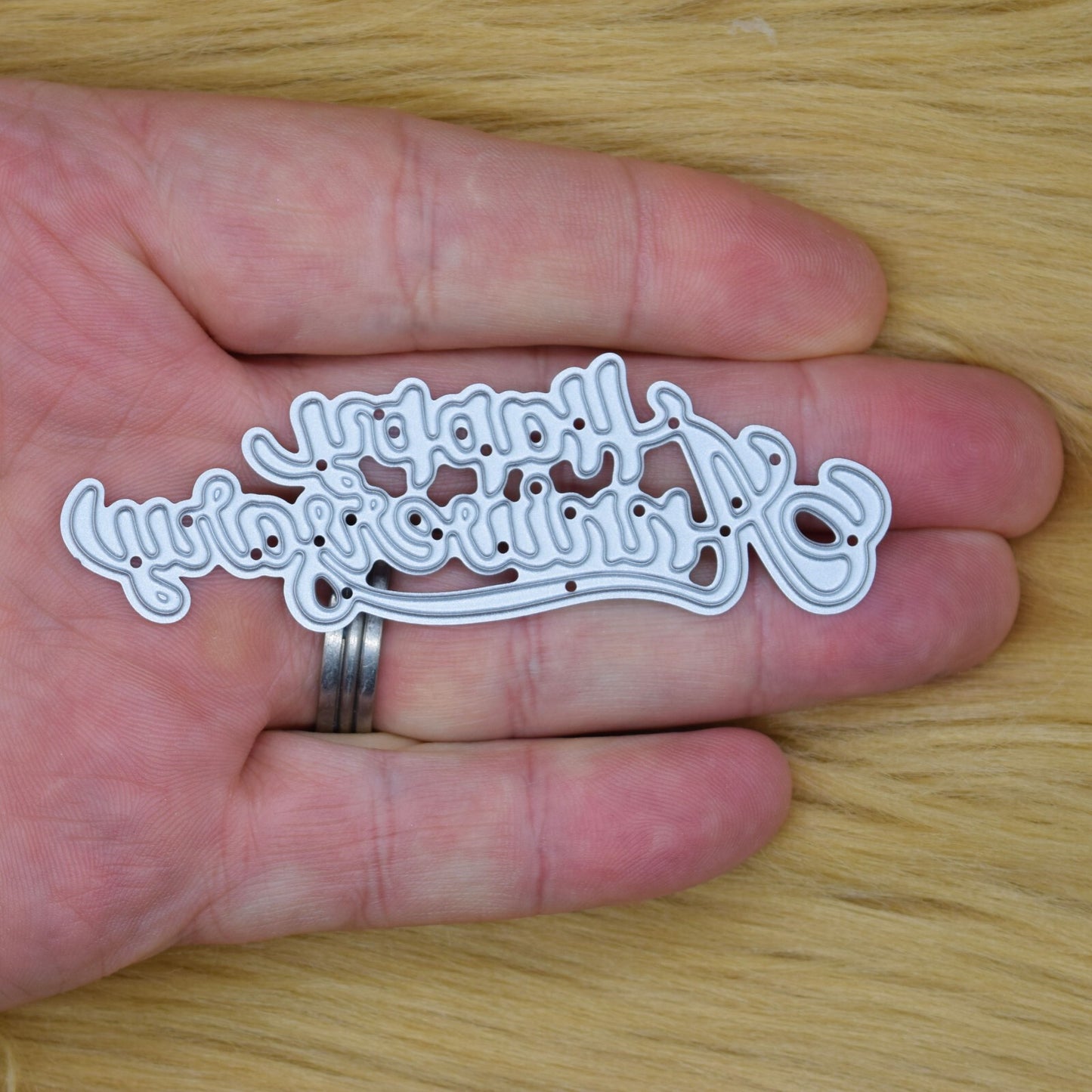 A 'Happy Anniversary' Metal Cutting Die, Stencil,  Card Making, Paper Crafts  A6