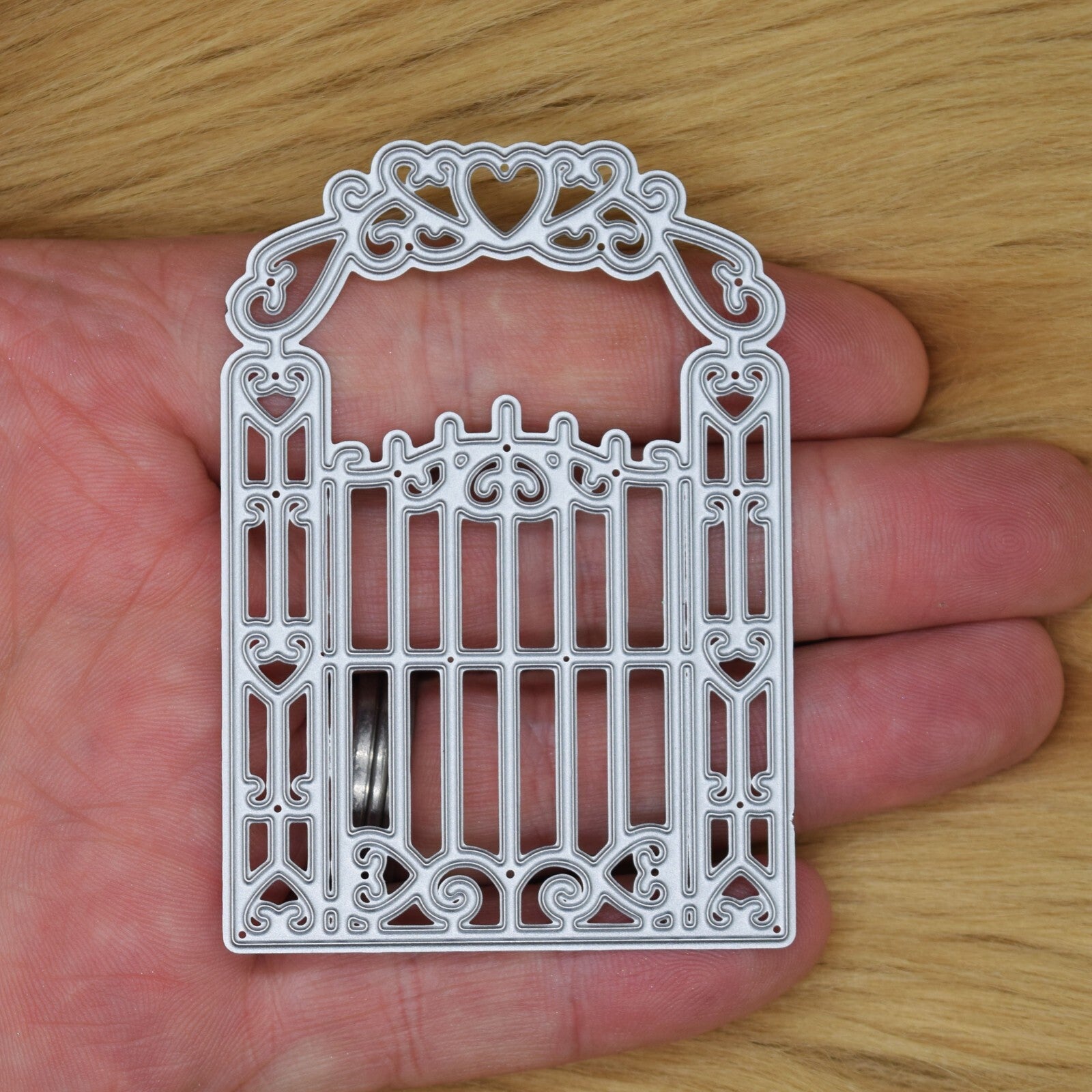 Victorian Style Gate with Hearts Metal Cutting Die, Card making, Scrapbooking A8