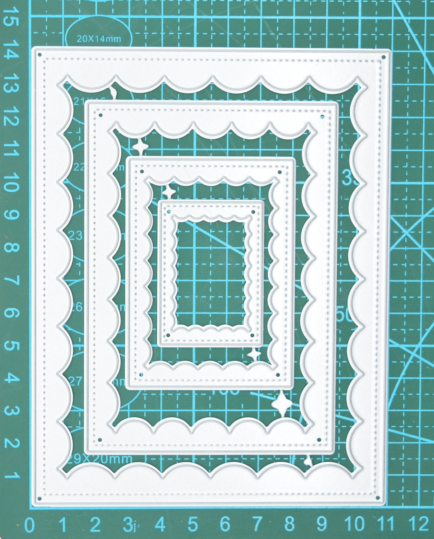 Nest of 4 Rectangle Stitch & Scallop Frame Metal Cutting Dies – Layered Card Frames