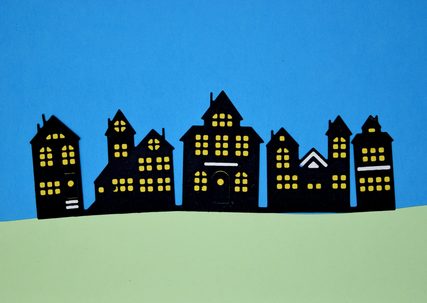 City Street Houses Border Metal Cutting Die – Town Skyline Scene Die
