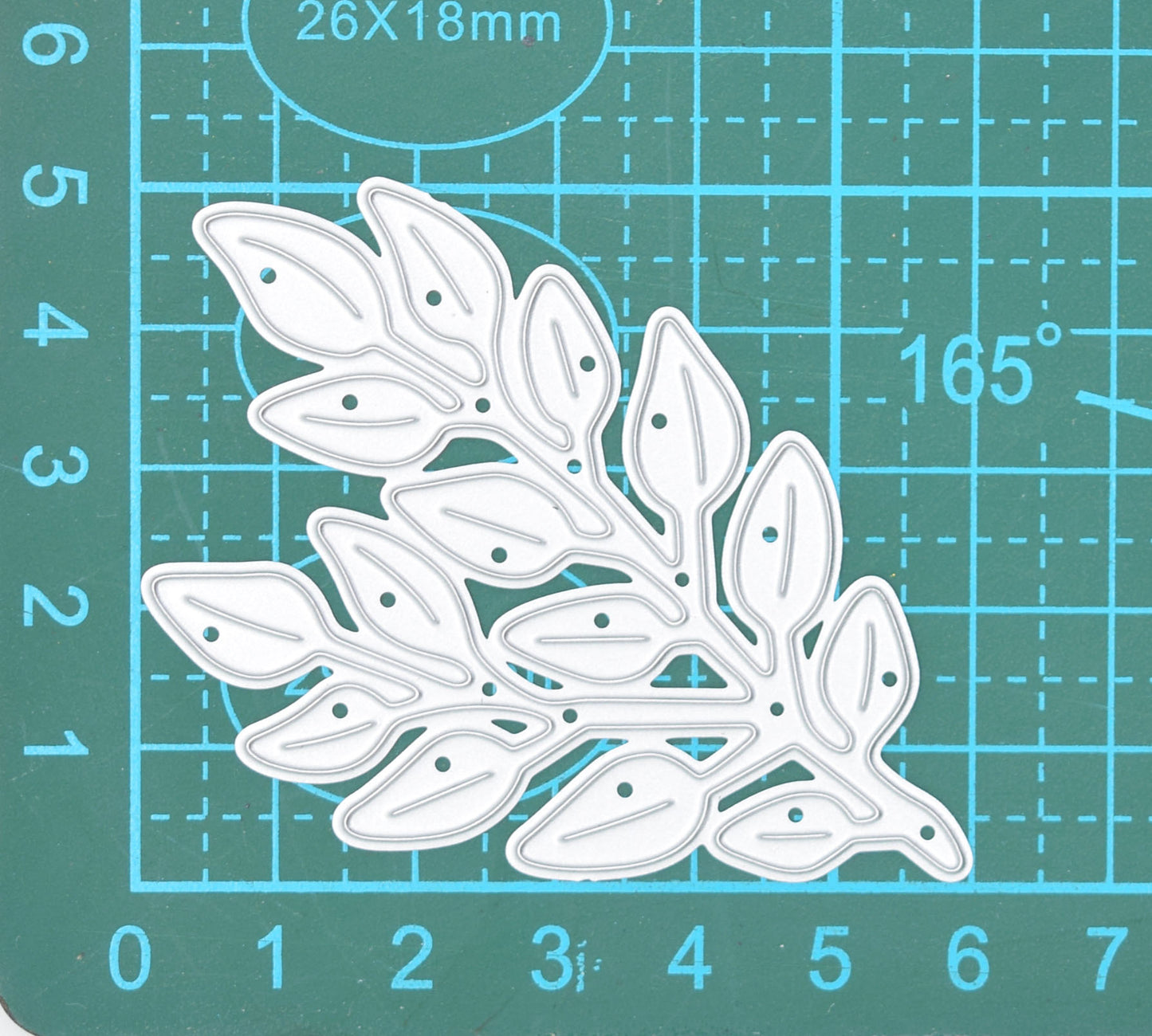 Decorative Embossed Leaf Metal Cutting Die – Botanical Foliage