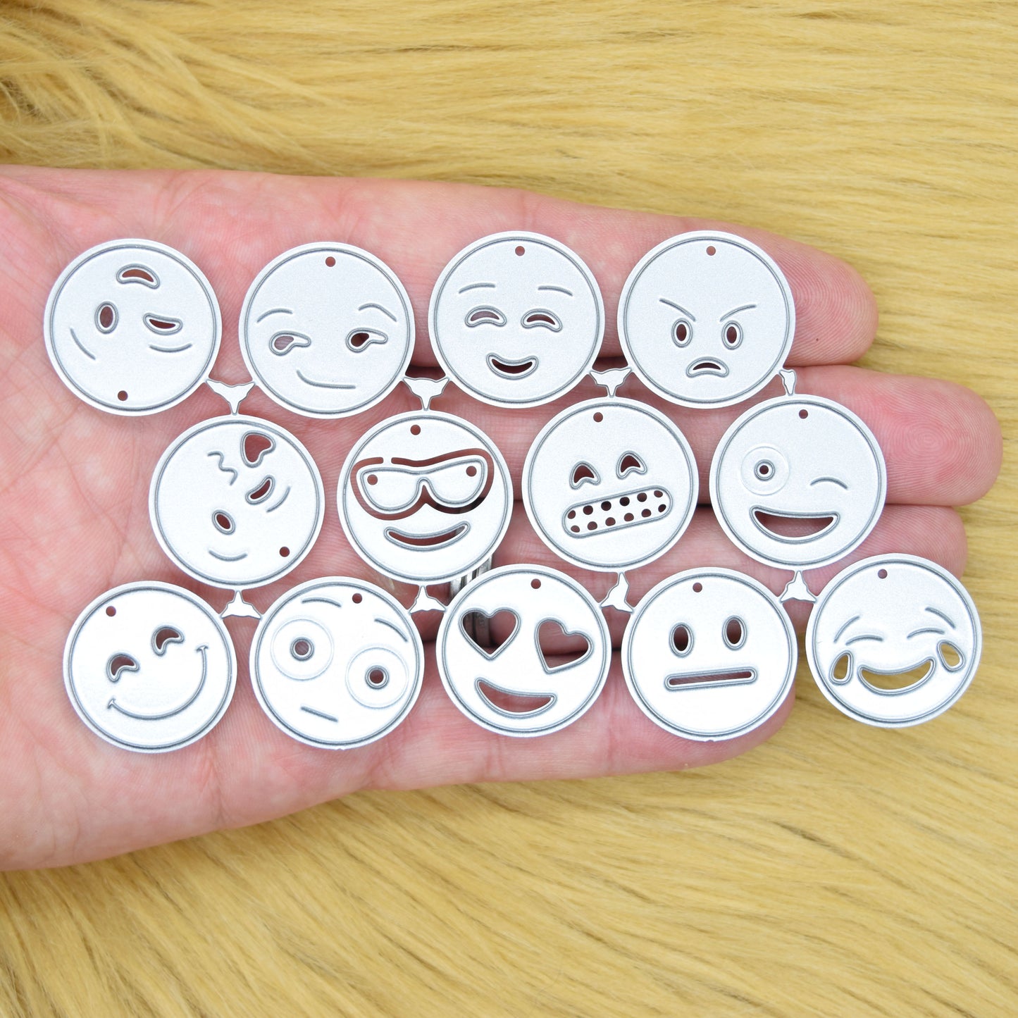 13 Smiley Emoji Face Metal Cutting Dies – Expression Set