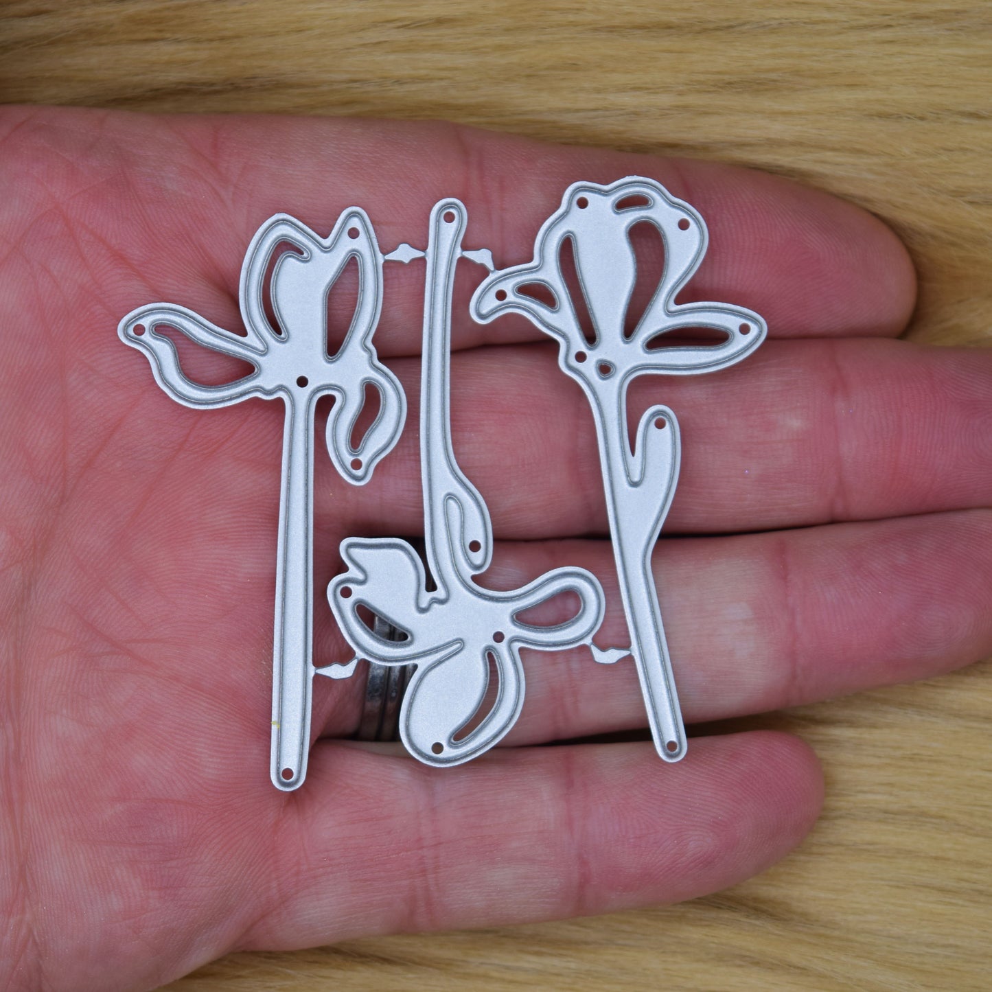 Iris Flowers Metal Cutting Dies Set – 3 Floral Craft Dies