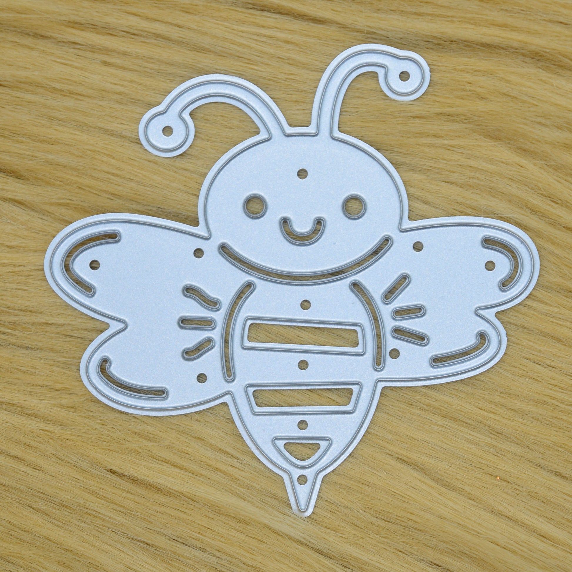 bumblebee-metal-die-wood.jpg