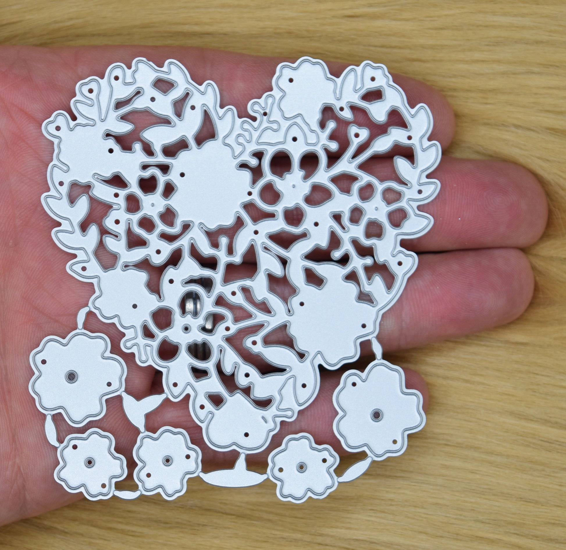Floral heart metal cutting die set with layered flower pieces