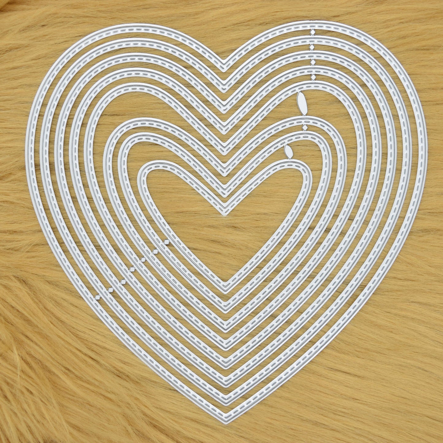 Stitched heart nesting metal cutting dies set for layered card making designs